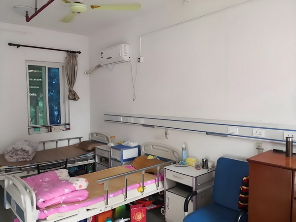 深圳市积分入户窗口开放吗_《南京照相馆》北京首映百万观众见证口碑力作“历史不应被遗忘 为重以养老护理员点