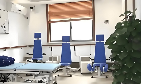 深圳入户计分_神坛上的陈佩斯：九十年代的因，今日的果 神坛上的陈5年从2起